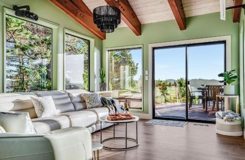 Florence House | Riverfront! Family Friendly, Hot Tub, Fire Pit, EV