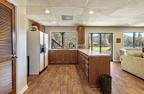 Shady Cove House | Riverfront Getaway, Beautifully Remodeled Home