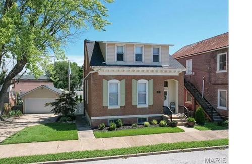 Camdenton House | RIVERFRONT GETAWAY