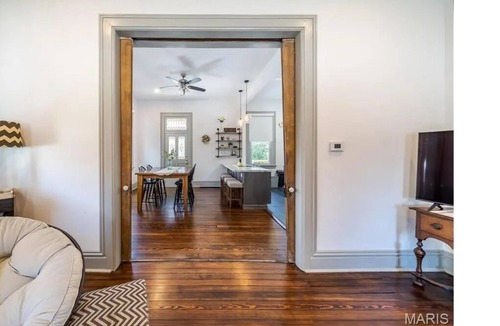 Camdenton House | RIVERFRONT GETAWAY