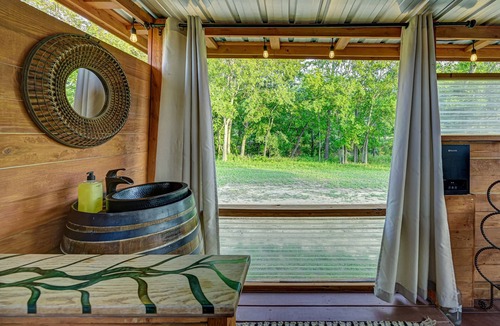 Marble Falls Cabin | Riverfront | Glamping| Yurt | Hot Tub | Firepit | Kayaks