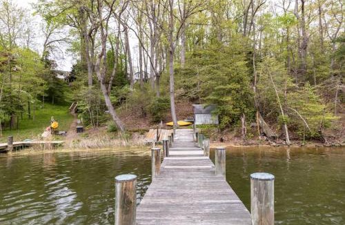 Crownsville House | Riverfront Hangar