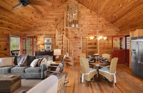 Ellijay Cabin | Riverfront, Hdtv, Flat Lot, Grassy Yard!
