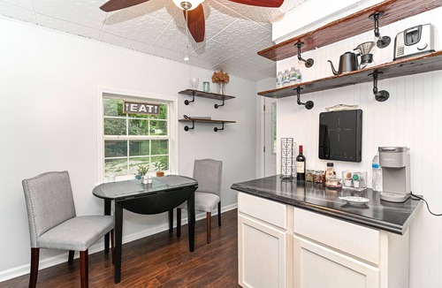 Noblesville House | Riverfront Hideaway/Kayaks/Pet‑Friendly/Beautiful Views!