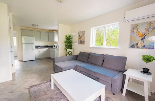 Dorena Cottage | Riverfront Home, 5 mins from Dorena Lake!