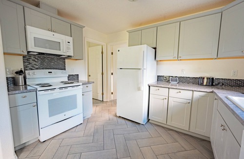 Dorena Cottage | Riverfront Home, 5 mins from Dorena Lake!