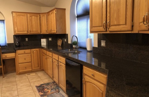 Monitor House | Riverfront Home in Beautiful Orchard