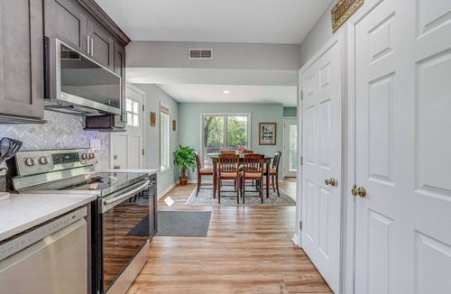 Finesville House | Riverfront Home in Phillipsburg w/Deck & Yard!