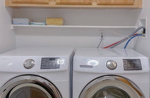 Westfir House | Riverfront Home