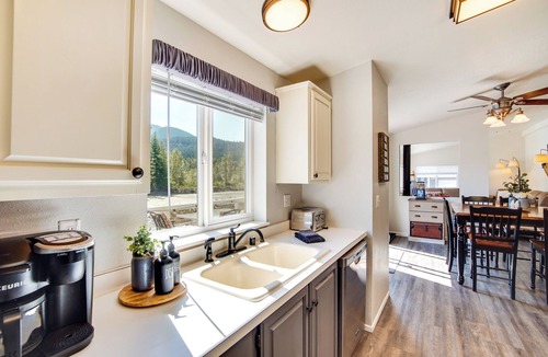 Packwood House | Riverfront Home w/Deck, Near Mount Rainier!