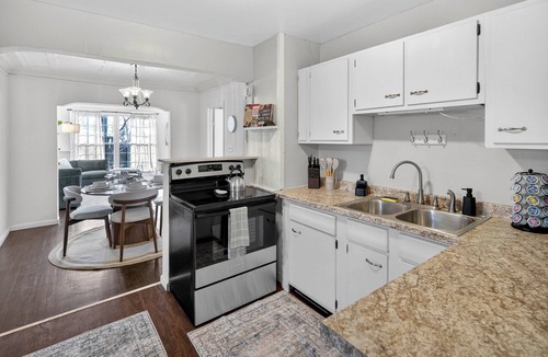 Newtonville House | Riverfront Home w/Tranquil Views in Schaghticoke