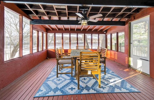 Newtonville House | Riverfront Home w/Tranquil Views in Schaghticoke