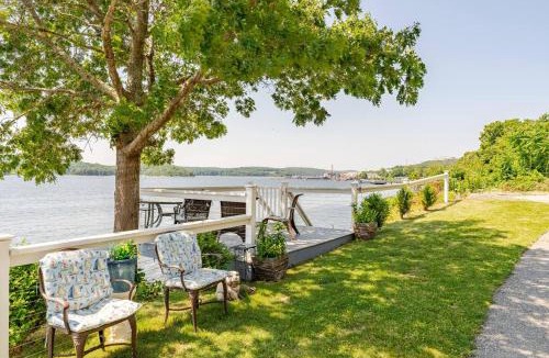 Conning Towers Nautilus Park House | Riverfront Home with a View!