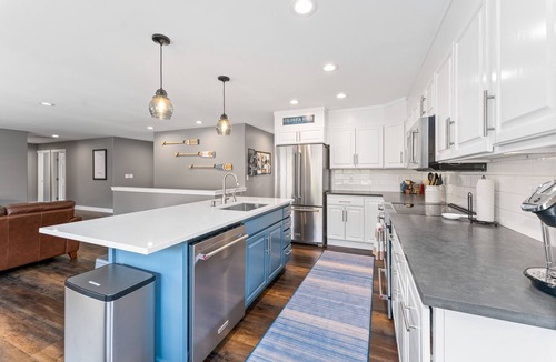 Orondo House | Riverfront home with beach access, cabana, dock, private buoy, fast WiFi & AC