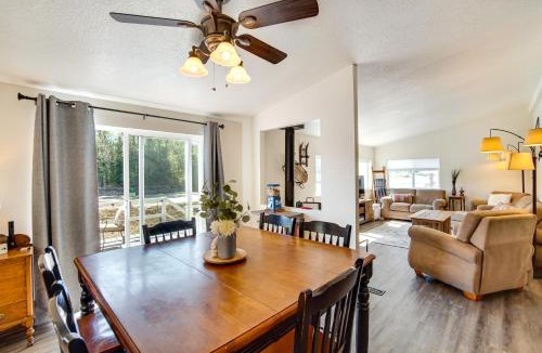 Packwood House | Riverfront Home with Deck, Near Mount Rainier!