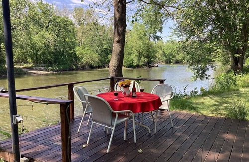 Grass Creek House | Riverfront house on the Tippecanoe River- Yogi’s Den - upper level