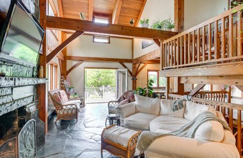 Athens House | Riverfront Hudson Valley Gem w/Beach Access!