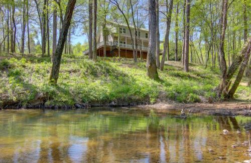 Rutherfordton House | Riverfront Lake Lure Lodge w/Fire Pit & Deck!