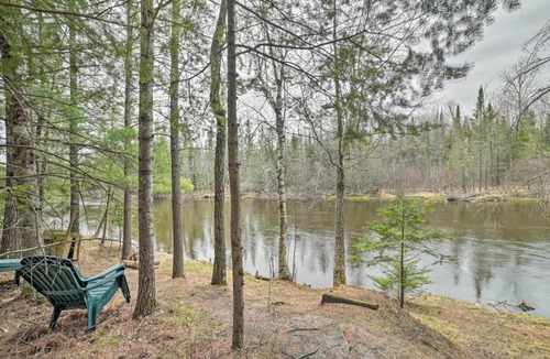 Big Creek Township House | Riverfront Lewiston Cabin w/Stone Fireplace!