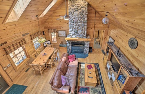 Big Creek Township House | Riverfront Lewiston Cabin w/Stone Fireplace!
