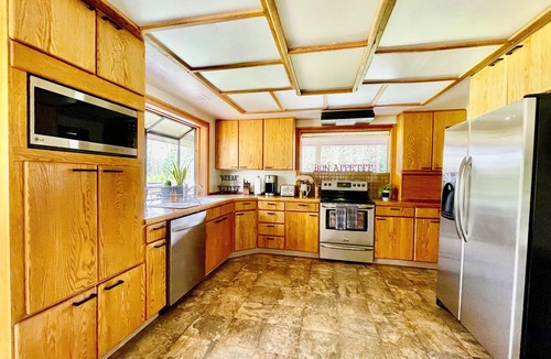 Trout Lake Cabin | Riverfront Lodge - Ideal for small and large groups with room to spread out
