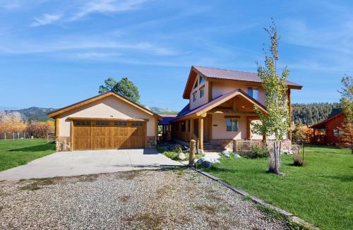 San Juan River Village House | Riverfront Lodge