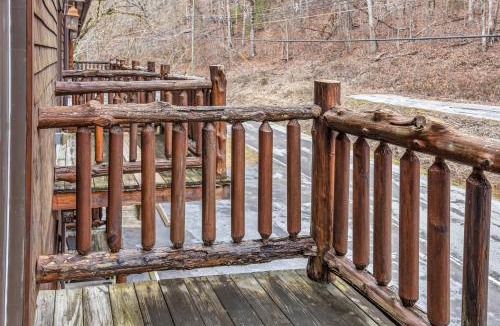 Tellico Plains Cabin | Riverfront Lodge