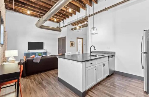Downtown St. Louis Apartment | Riverfront Loft/Arch/Convention Center/Casino