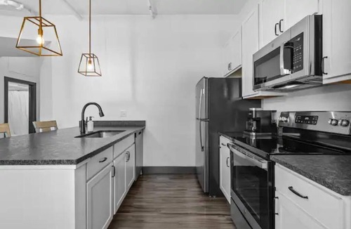 Downtown St. Louis Apartment | Riverfront Loft - Walk to Arch, Casino, Convention Center & Stadiums