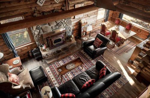 Paw Paw House | Riverfront Log Cabin w Fireplace Grill & Fire Pit