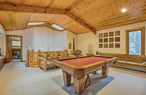 Manton House | Riverfront Manton Cabin with Pool Table and Fire Pit!