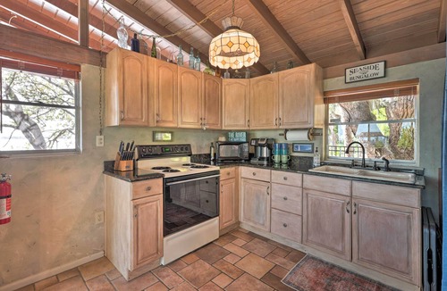Tropic Apartment | Riverfront Merritt Island Bungalow w/Dock & Deck