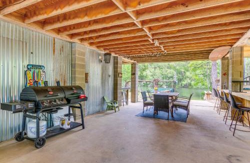 Milton House | Riverfront Milton Cabin w/Boat Ramp & Dock!