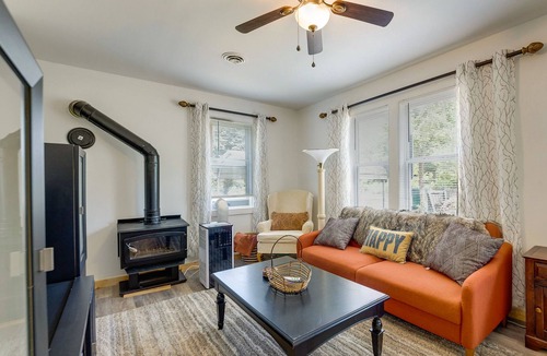 Hillsboro House | Riverfront Missouri Vacation Rental w/ Deck