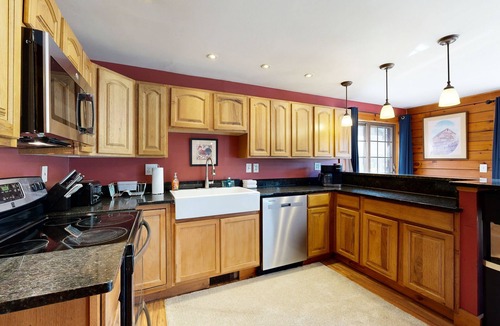 Cavendish Cabin | Riverfront mountain view house w/fireplace, firepit, decks, w/d, wifi, yard