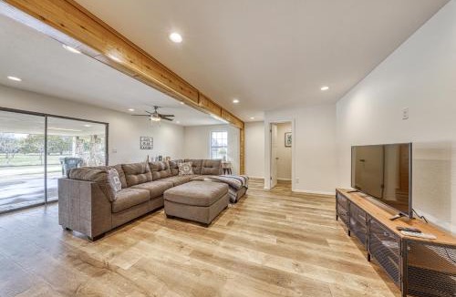 Liberty Hill House | Riverfront Oasis