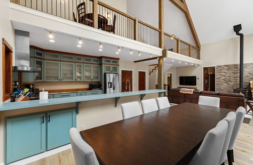 Gallatin Gateway House | Riverfront Paradise between Big Sky and Bozeman