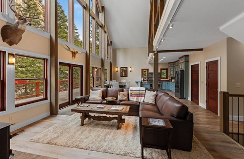 Gallatin Gateway House | Riverfront Paradise between Big Sky and Bozeman