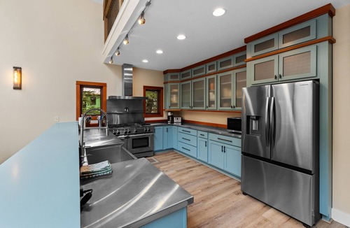 Gallatin Gateway House | Riverfront Paradise between Big Sky and Bozeman