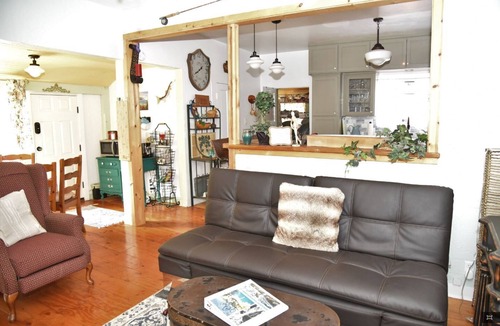 Dunsmuir Cottage | ❤Riverfront Paradise - Butterfly Ranch on the River❤