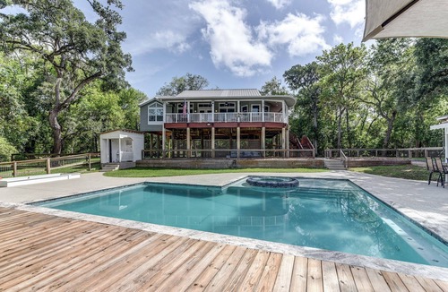 Cedar Lane House | Riverfront, Pool, HotTub, BoatRamp, Deck, Sleeps16