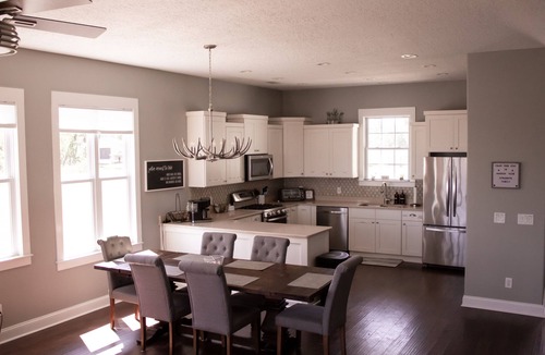 Camden House | Riverfront Property - HOUSE & SUITE - Faith Based