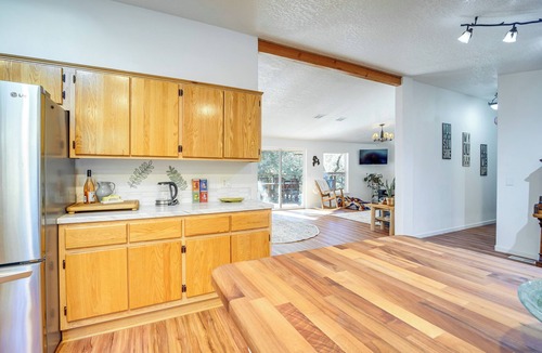 Jacksonville House | Riverfront Relaxation: Secluded Jacksonville Home