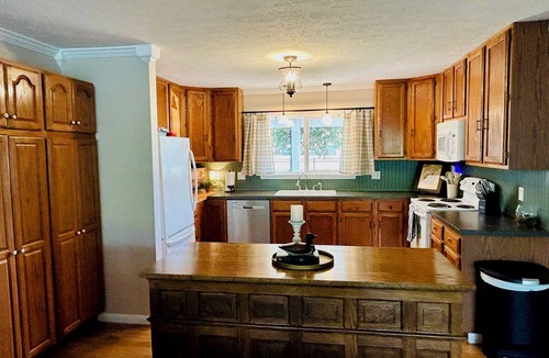 Cotter House | Riverfront Retreat - Fish, Float and Unwind - Charming Two Bedroom Getaway