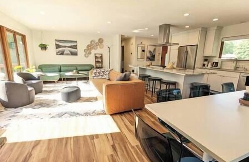 Fridley House | Riverfront Retreat - King Beds, Fireplace & Soaking Tub