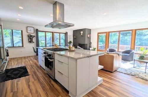 Fridley House | Riverfront Retreat - King Beds, Fireplace & Soaking Tub