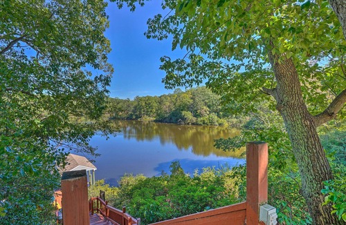 Edwardsville House | Riverfront Retreat on 4 Acres w/Private Dock