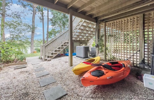 Rocky Point Condo | Riverfront Retreat with Gorgeous View