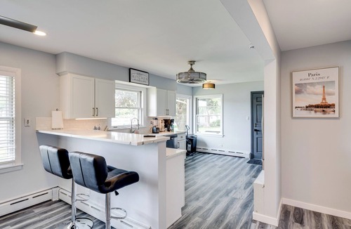 McHenry House | Riverfront Retreat w/Dock & Kayaks in McHenry