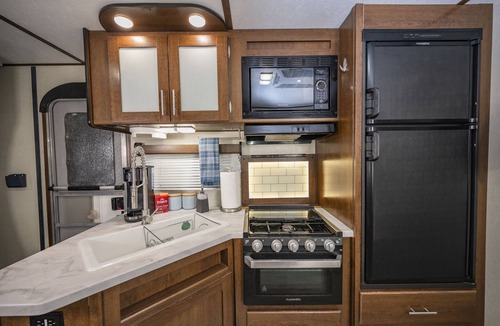 Bandera House | Riverfront RV on Medina River/1 Blk off Main in Bandera/"Hummingbird" RV